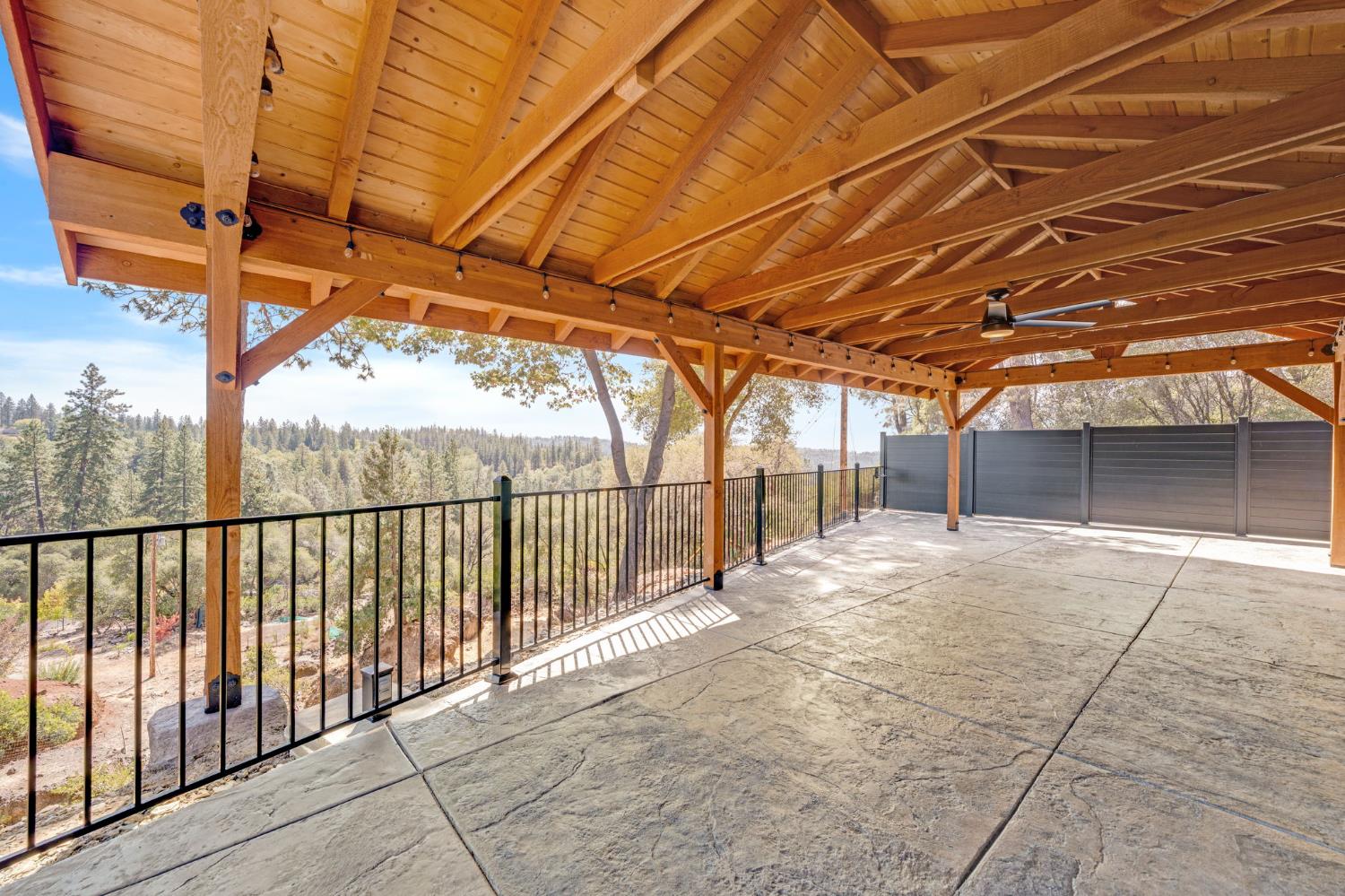 1715 Karen Way