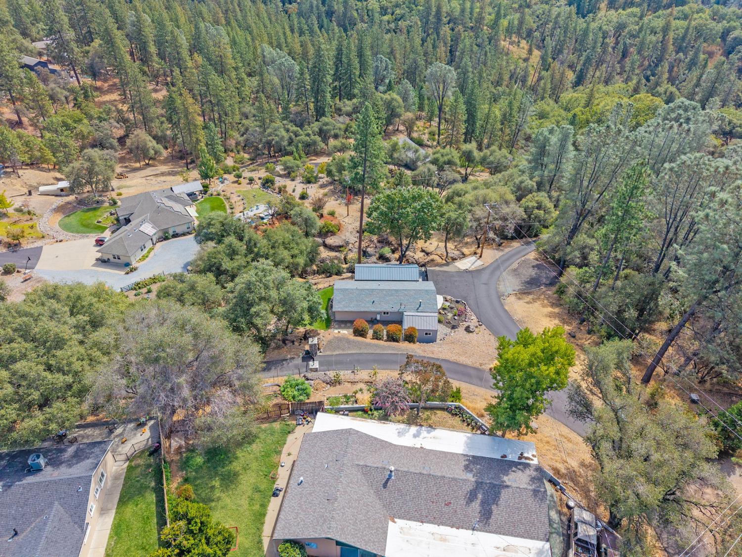 1715 Karen Way