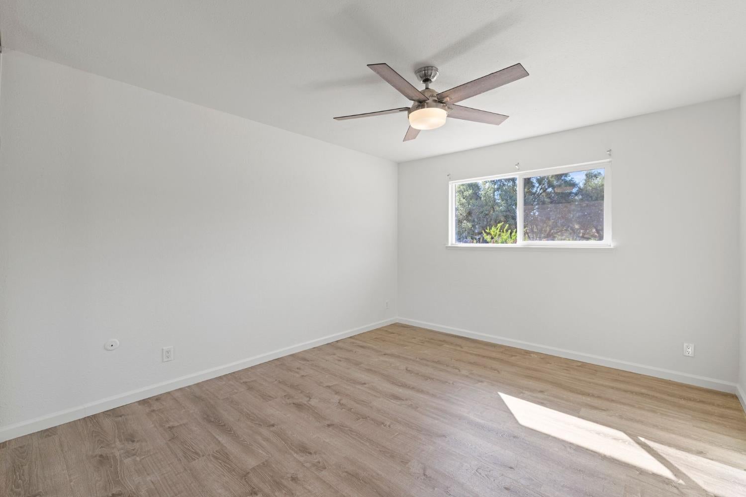 1206 Los Robles Road