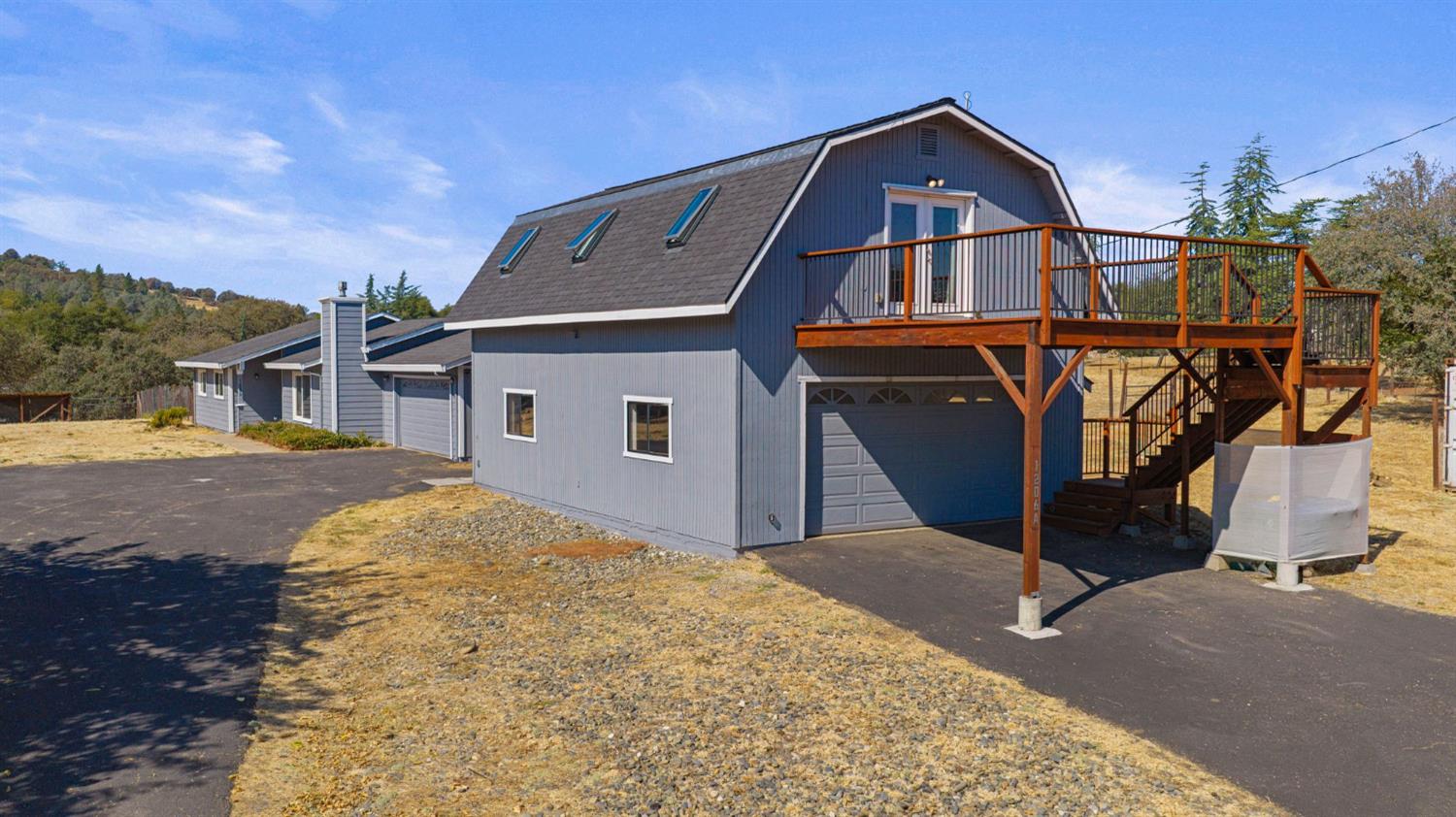 1206 Los Robles Road