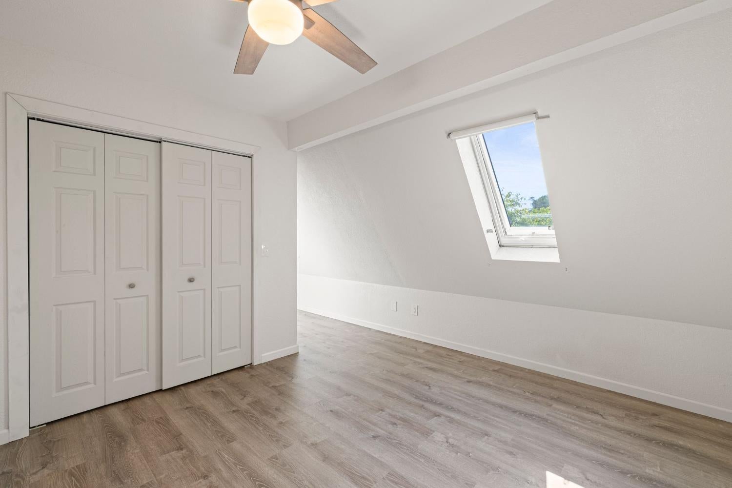 1206 Los Robles Road