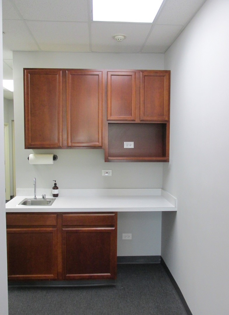 300 Stonegate Road Unit: 300