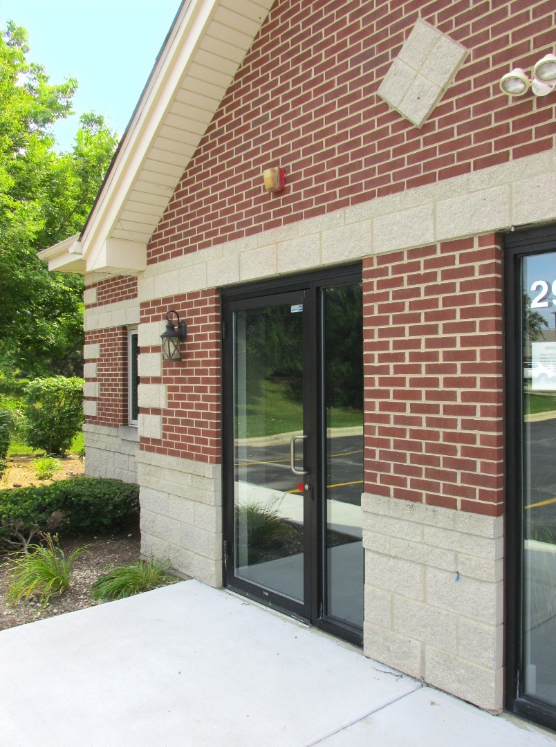300 Stonegate Road Unit: 300