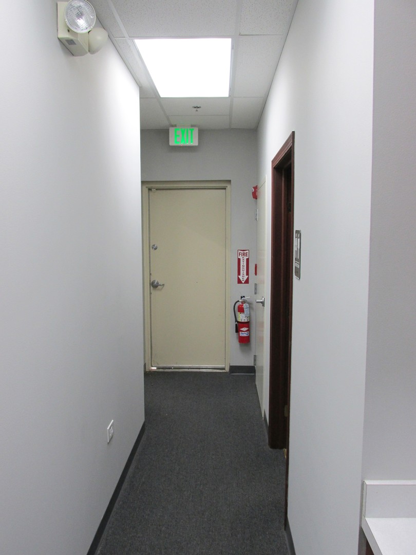 300 Stonegate Road Unit: 300