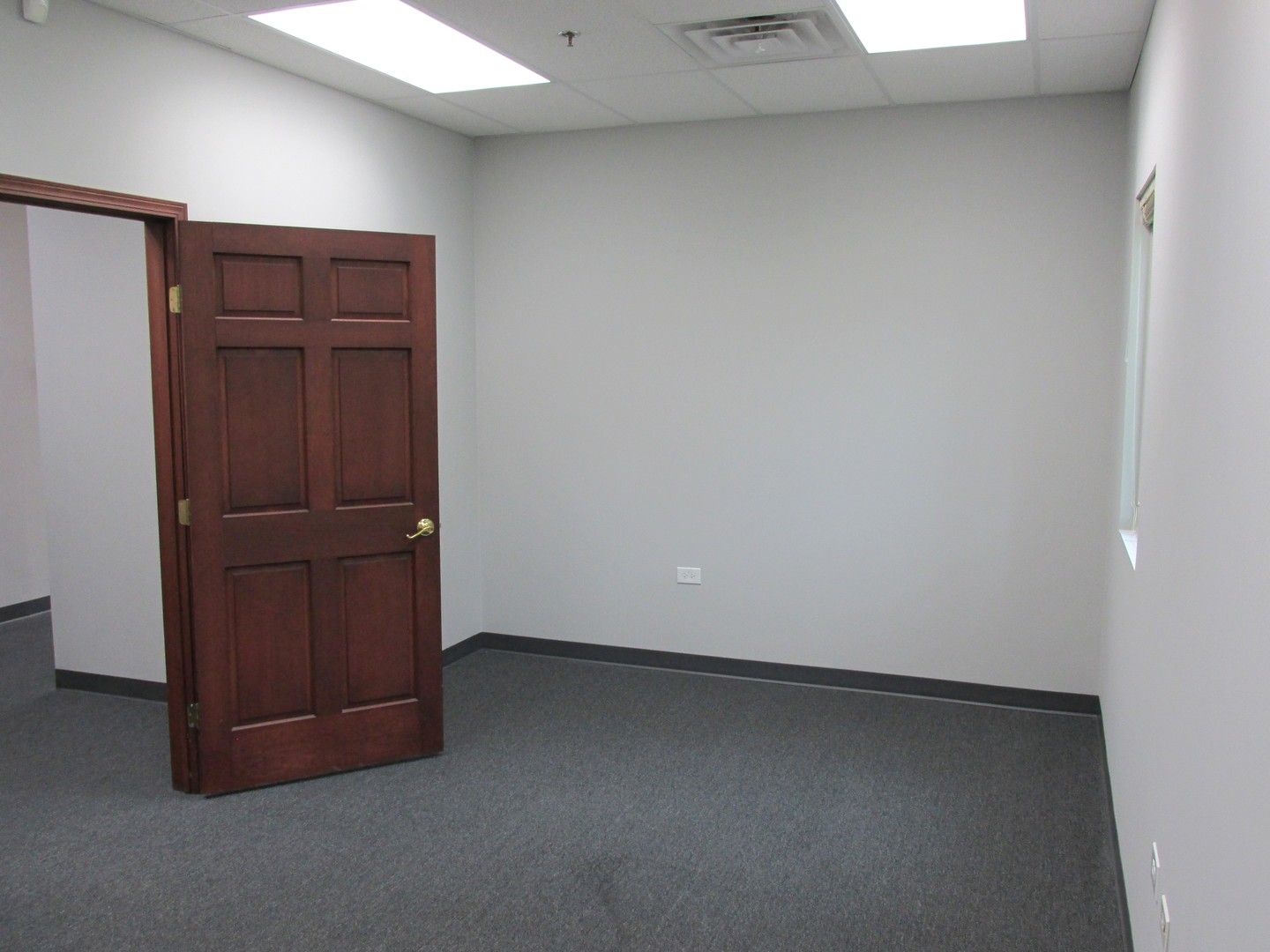 300 Stonegate Road Unit: 300