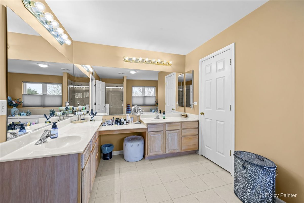 8 Valhalla Court