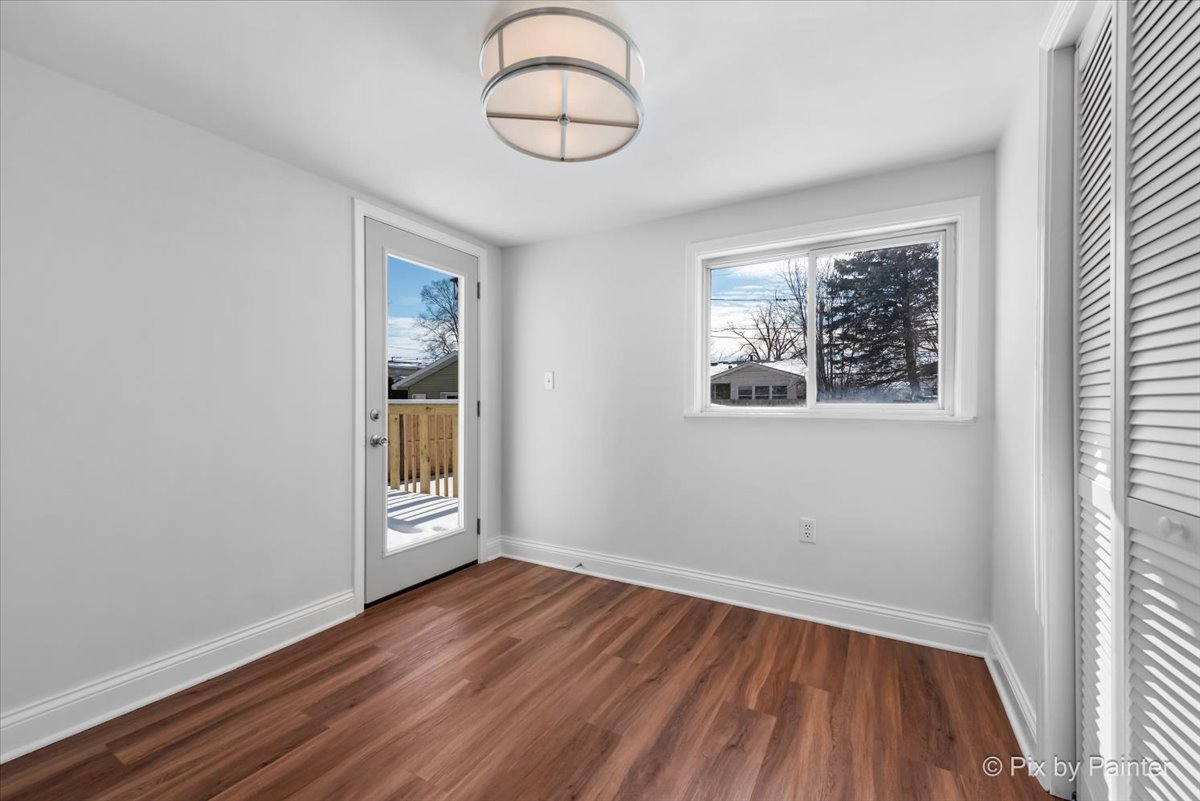 335 W Riverside Drive