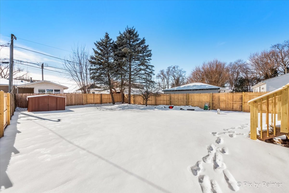 335 W Riverside Drive