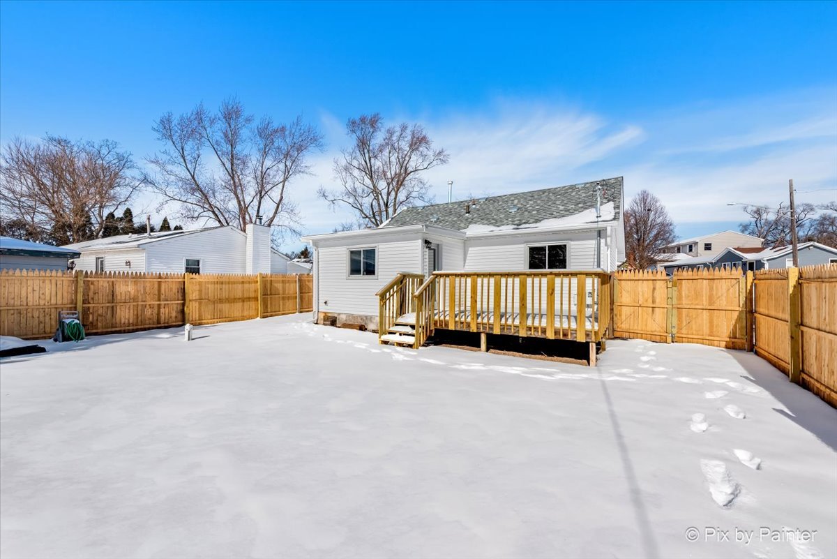 335 W Riverside Drive