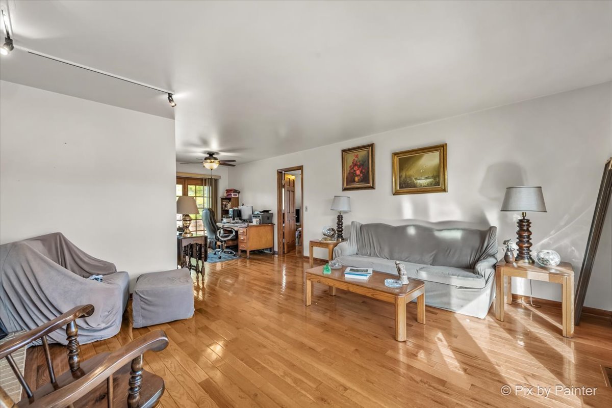 6412 Redbird Lane