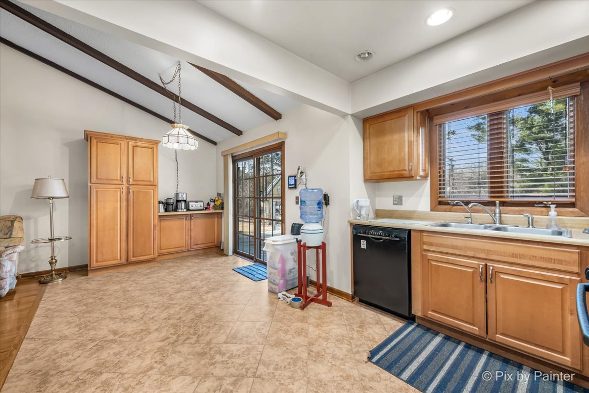 6412 Redbird Lane
