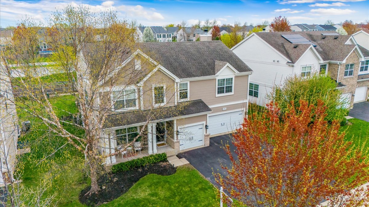 10707 Mayfield Lane