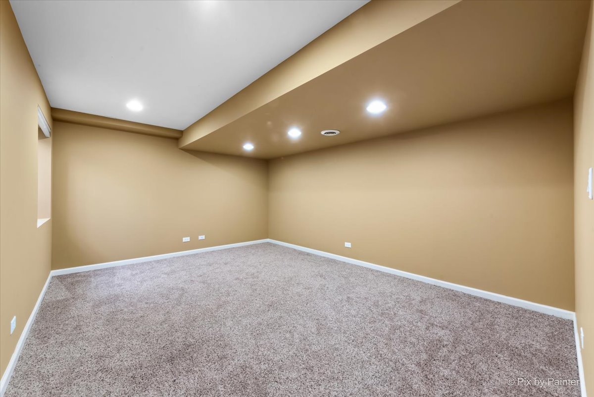 10707 Mayfield Lane