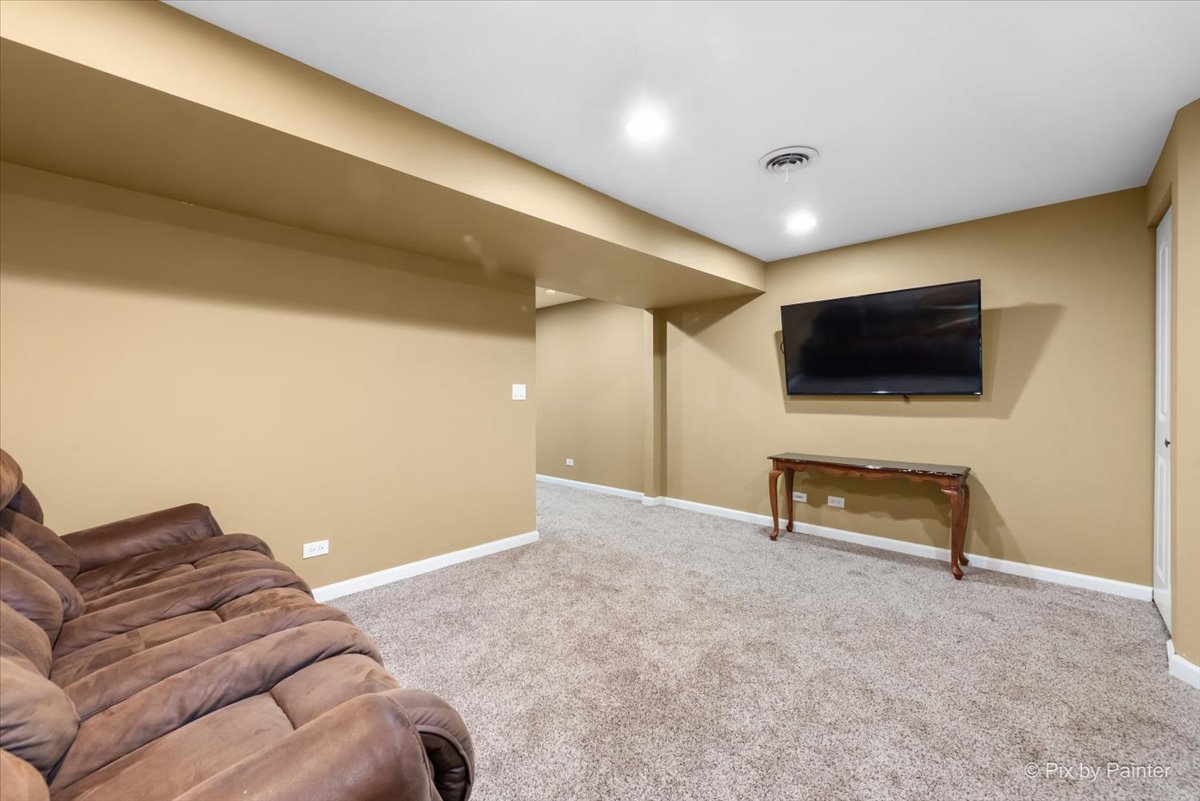 10707 Mayfield Lane