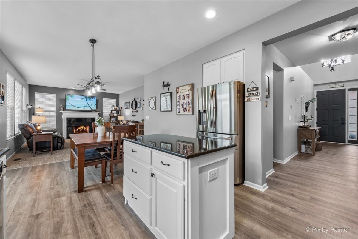 10707 Mayfield Lane