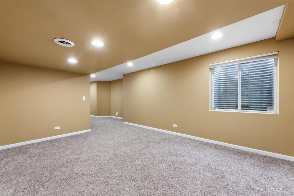 10707 Mayfield Lane