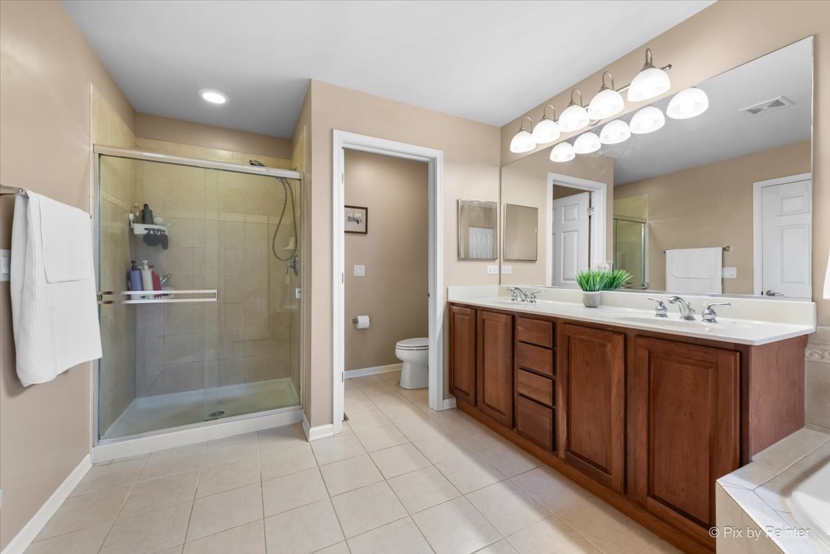 10707 Mayfield Lane