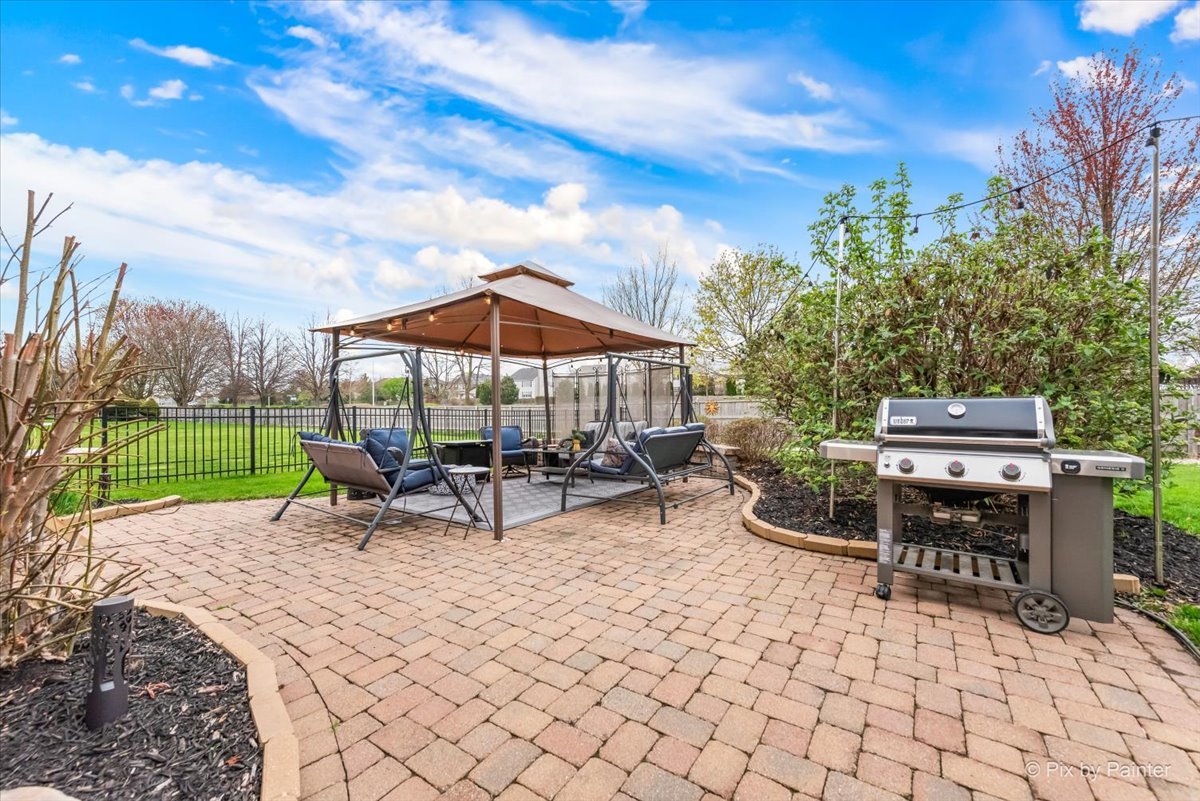 10707 Mayfield Lane
