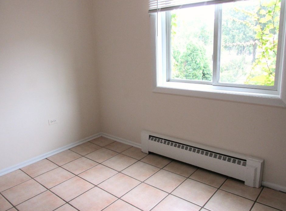 91 W Crystal Lake Avenue Unit: 2S