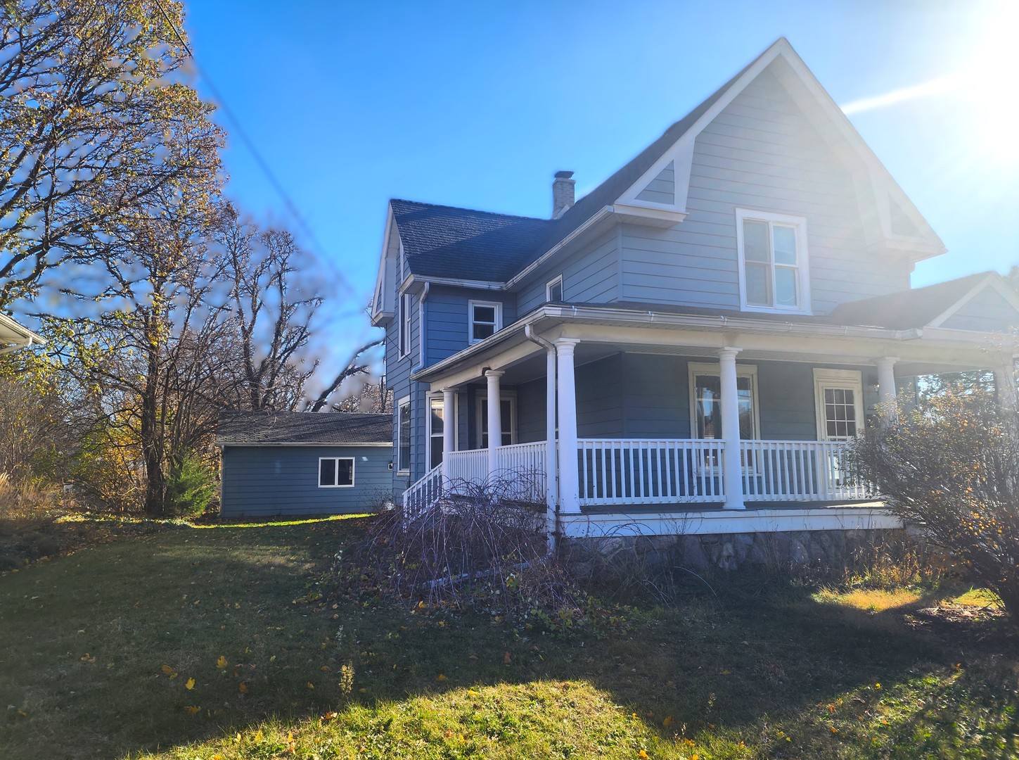 17 S McHenry Avenue