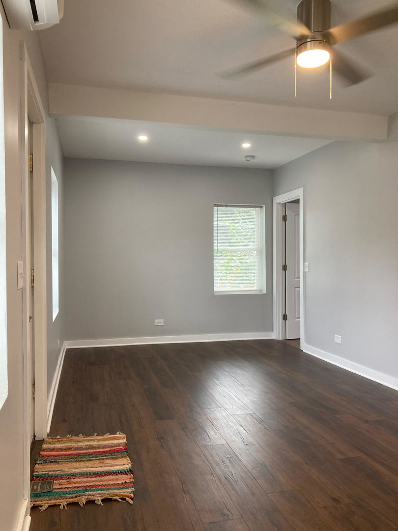 85 E TERRA COTTA Avenue