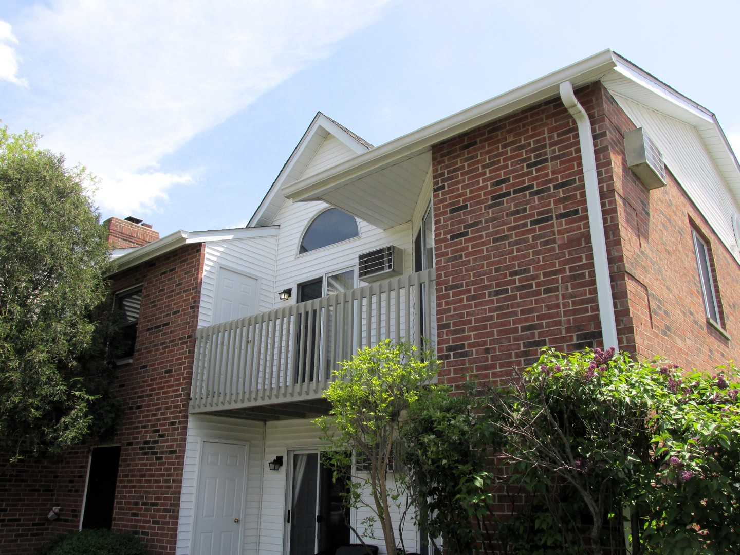 1350 CUNAT Court Unit: 2D