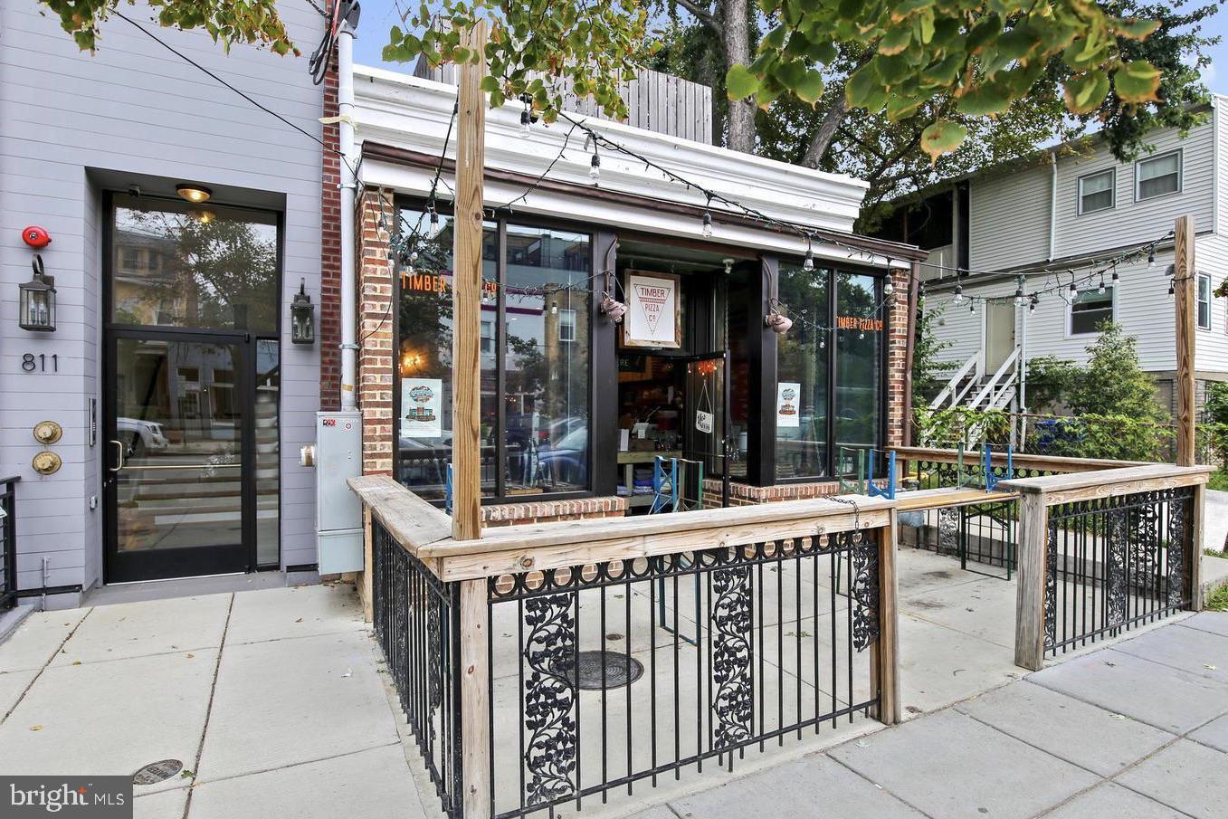 643 Hamilton St NW