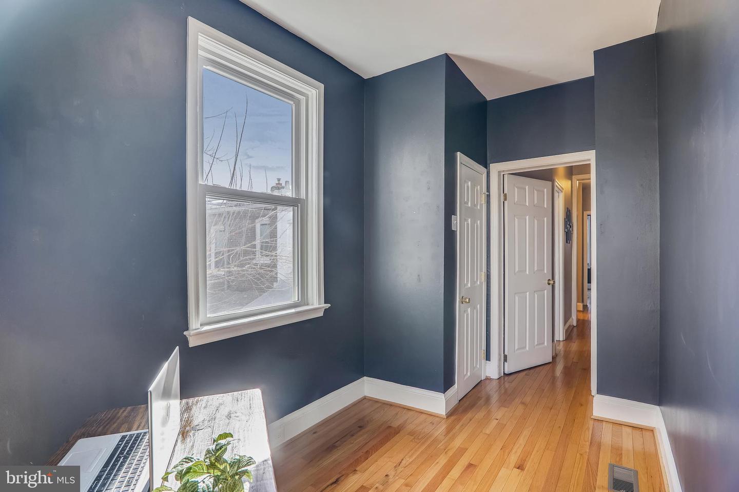 1013 Fairmont St NW