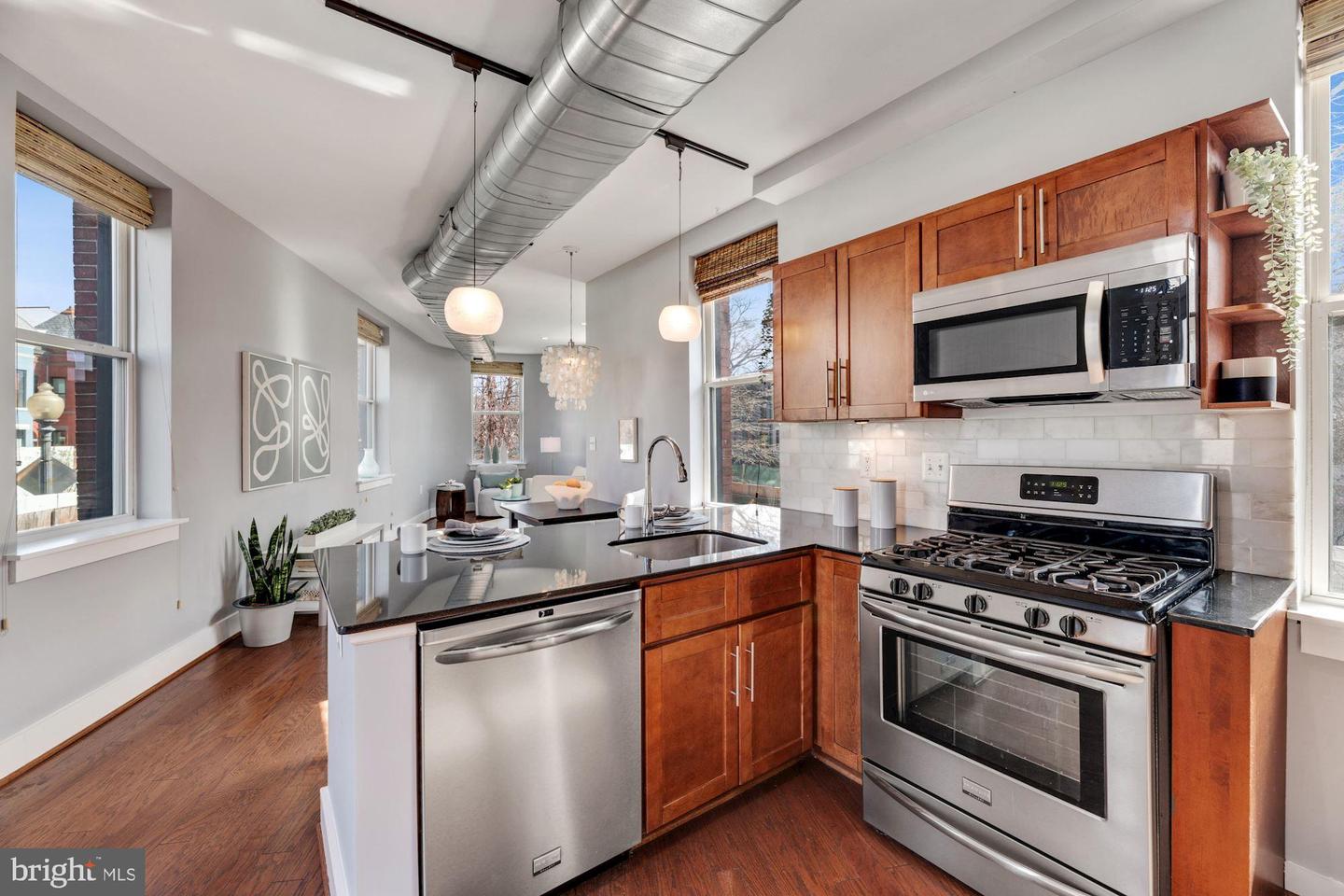 143 Rhode Island Ave NW #3