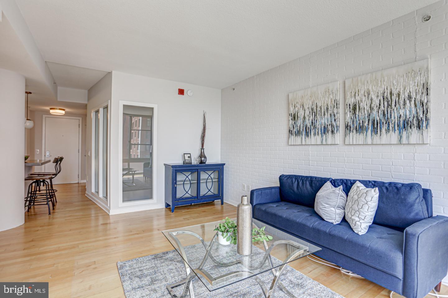 475 K St NW #717