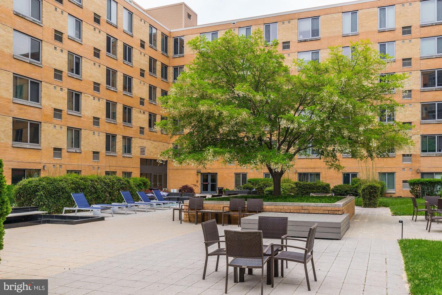 475 K St NW #717