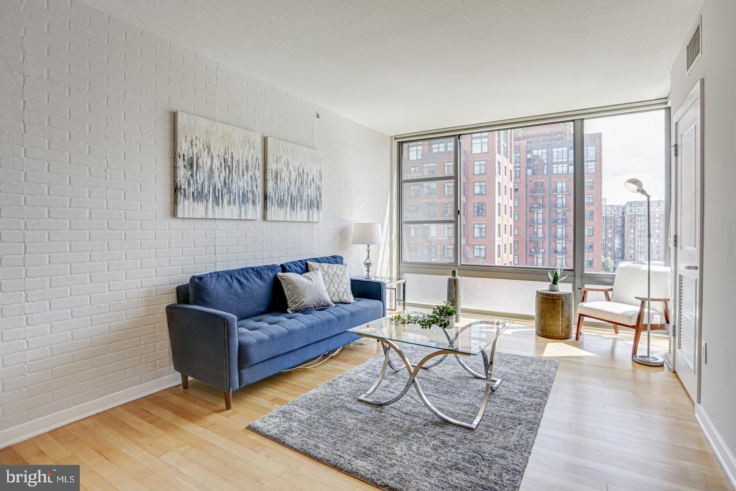 475 K St NW #717