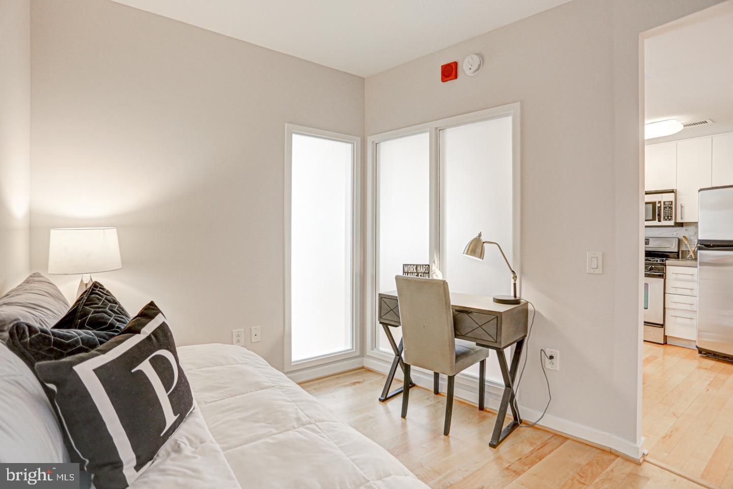 475 K St NW #717