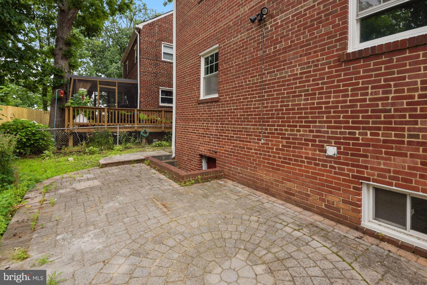 3151 Westover Dr SE