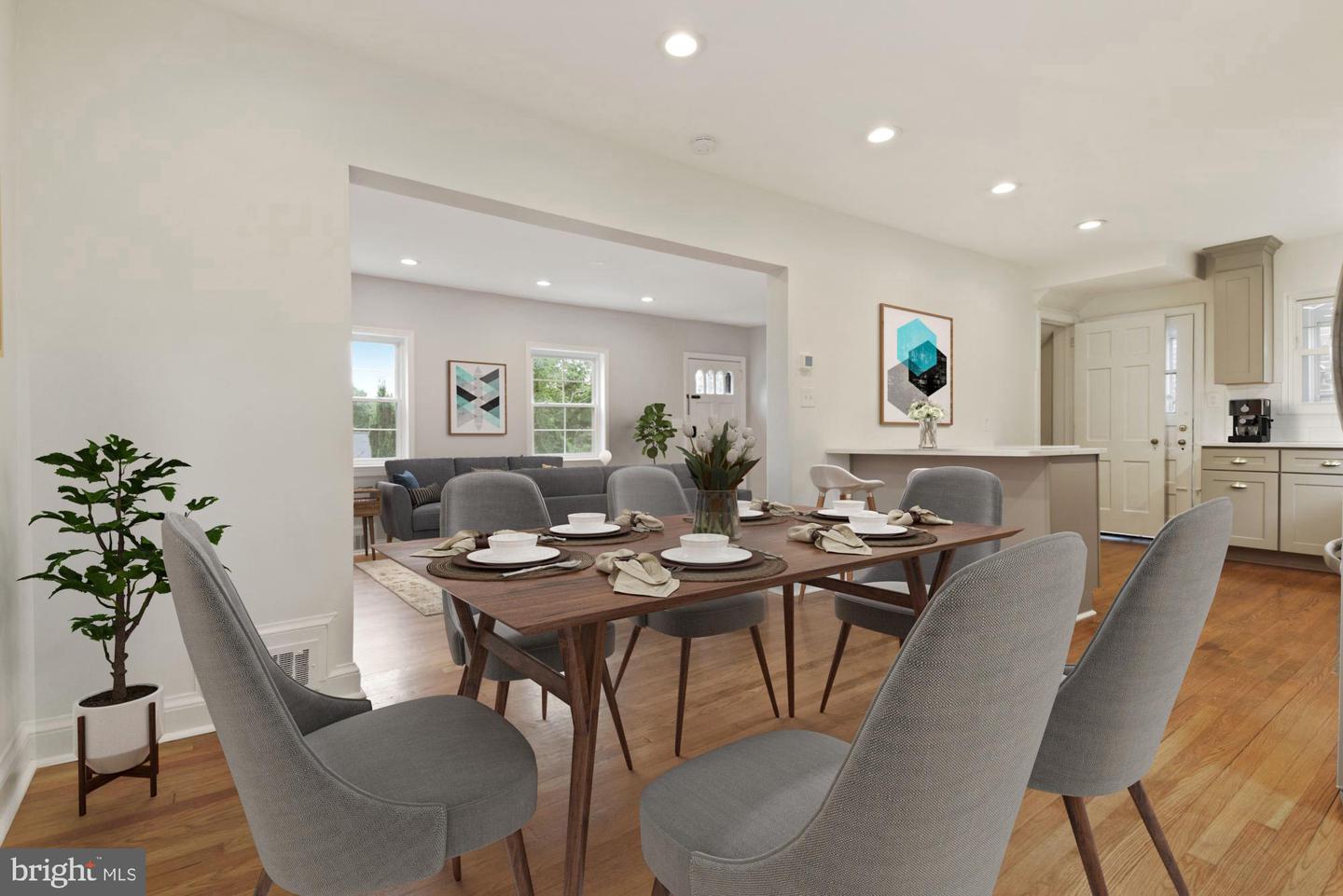 3151 Westover Dr SE