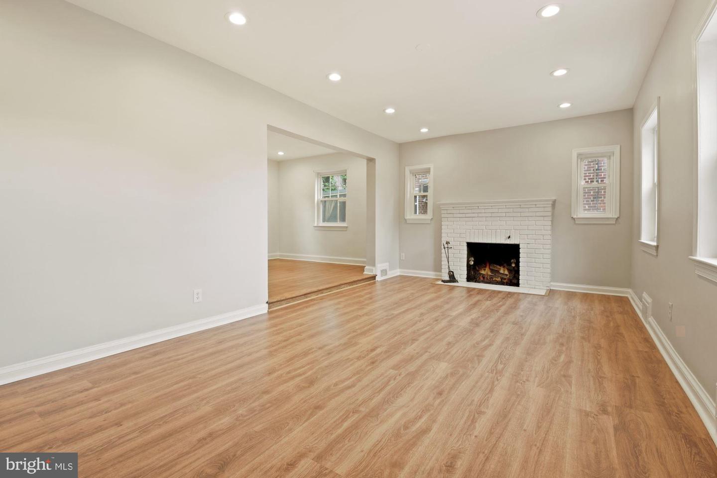 3151 Westover Dr SE