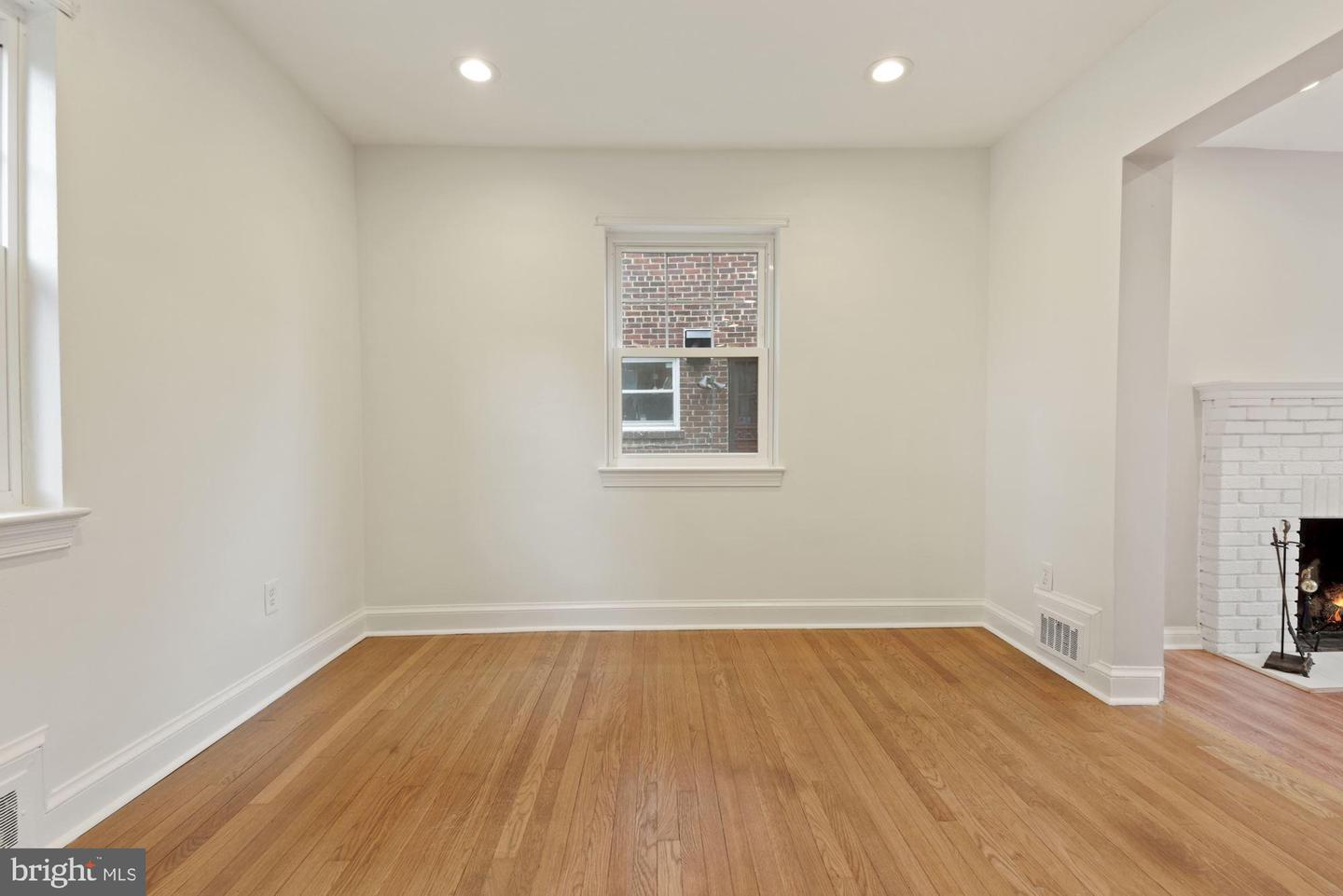 3151 Westover Dr SE