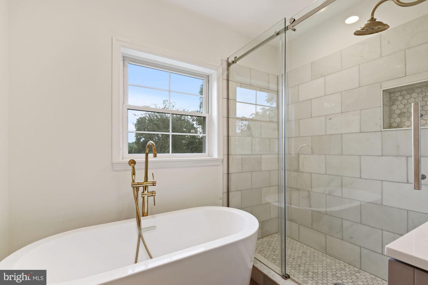 3151 Westover Dr SE