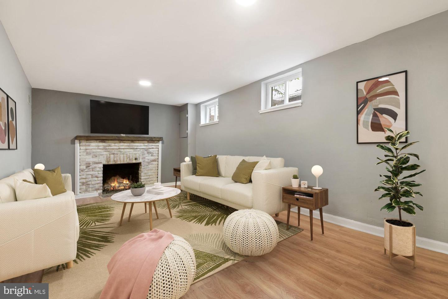 3151 Westover Dr SE