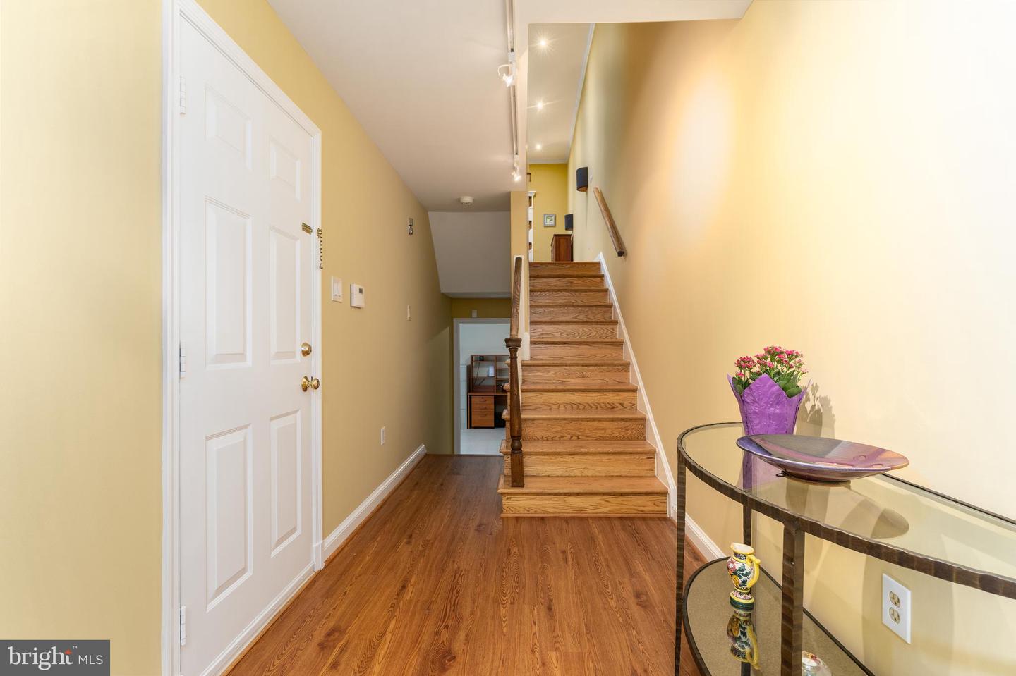 3706 Huntington St NW
