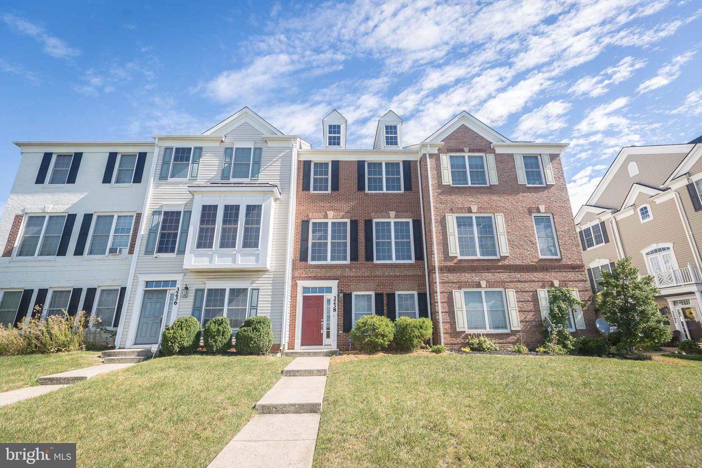 3238 Robert Clifton Weaver Way NE