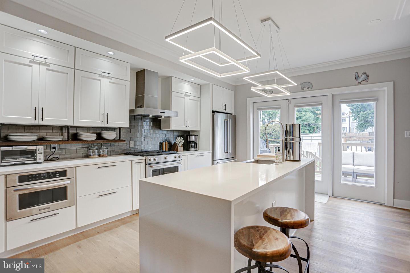 1728 Independence Ave SE