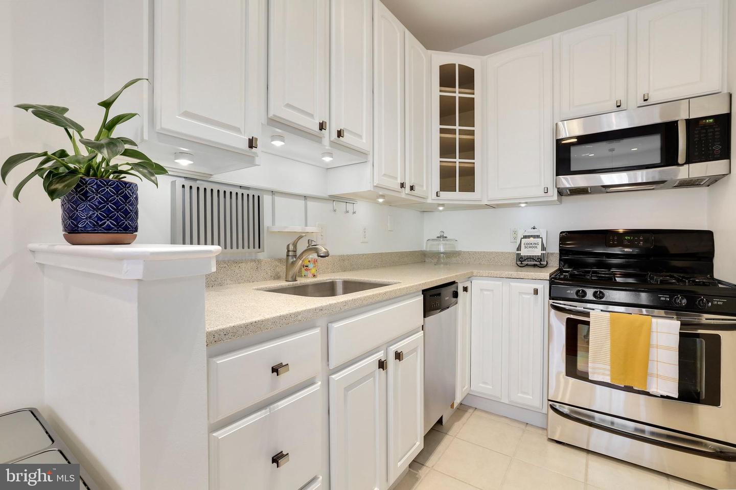 223 Florida Ave NW #3