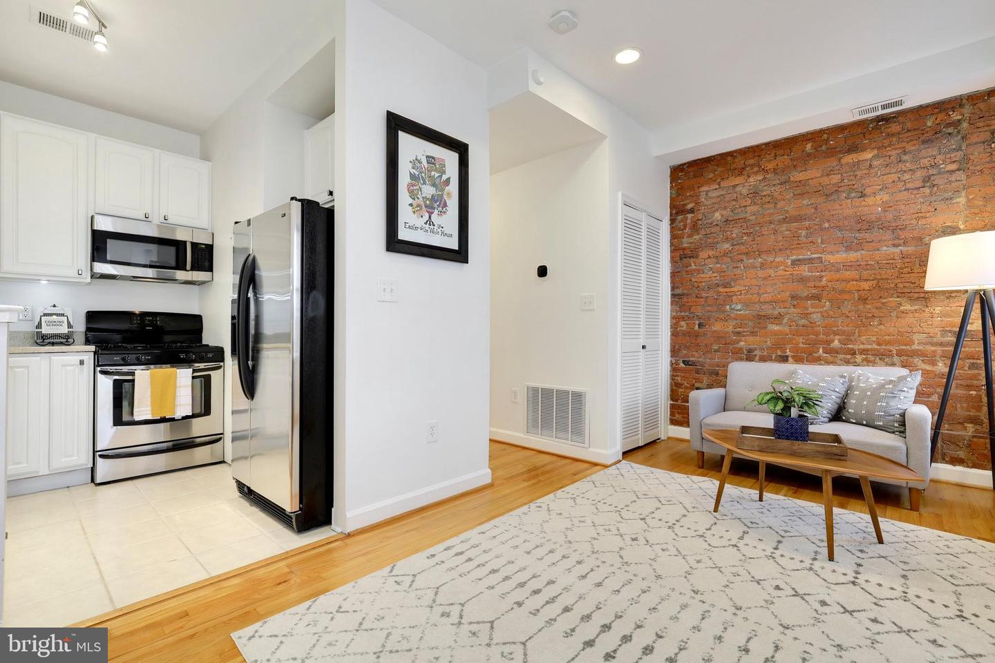 223 Florida Ave NW #3