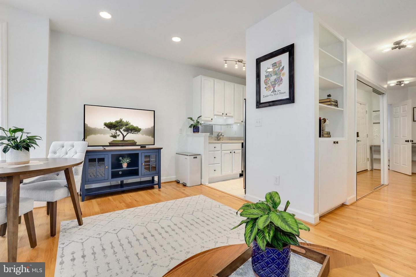 223 Florida Ave NW #3