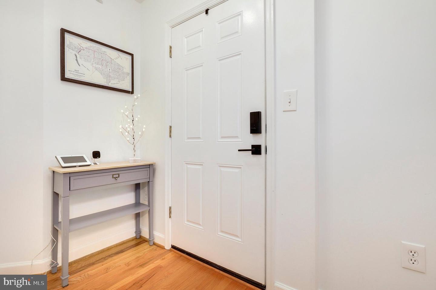 223 Florida Ave NW #3