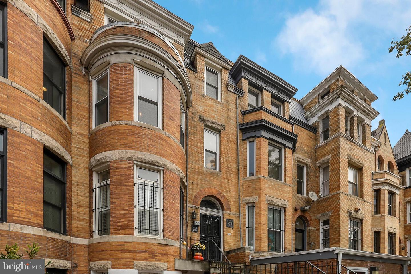 223 Florida Ave NW #3