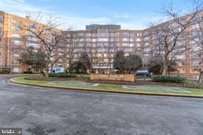 4000 Tunlaw Rd NW #818