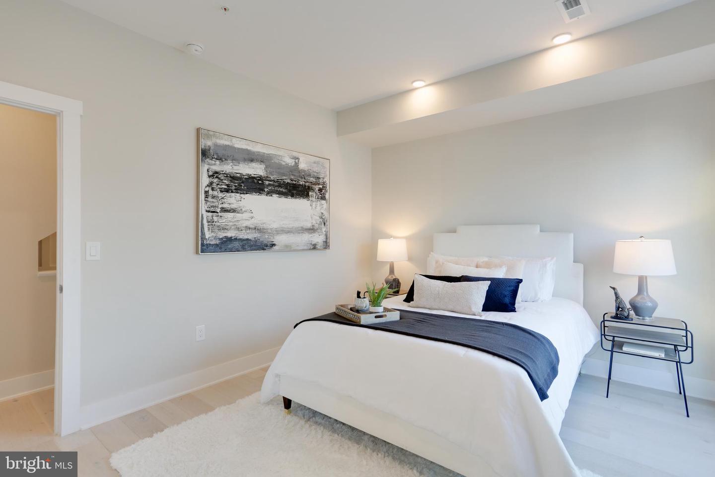 1234 Montello Ave NE #2