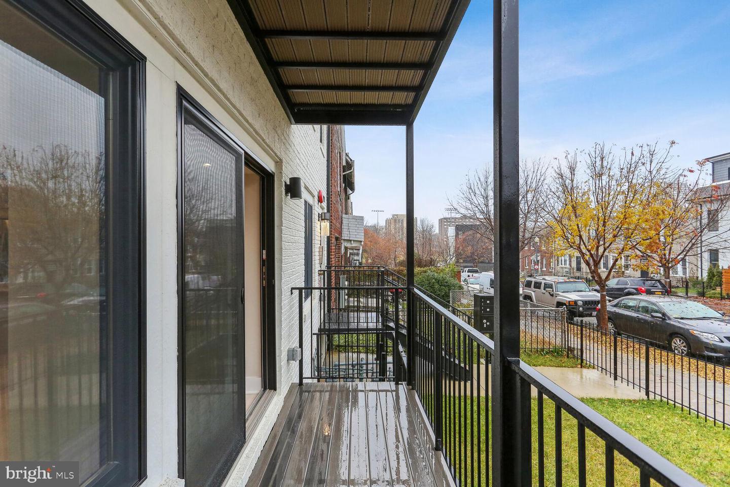 1121 Penn St NE #2